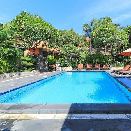Kedin'S Inn Seminyak Extérieur photo