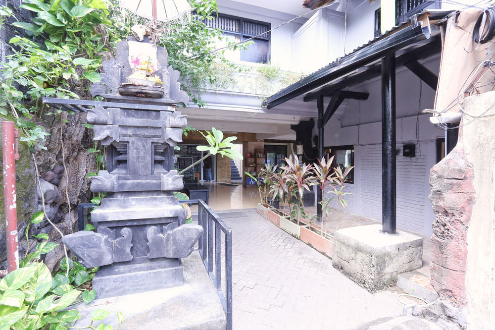 Kedin'S Inn Seminyak Extérieur photo