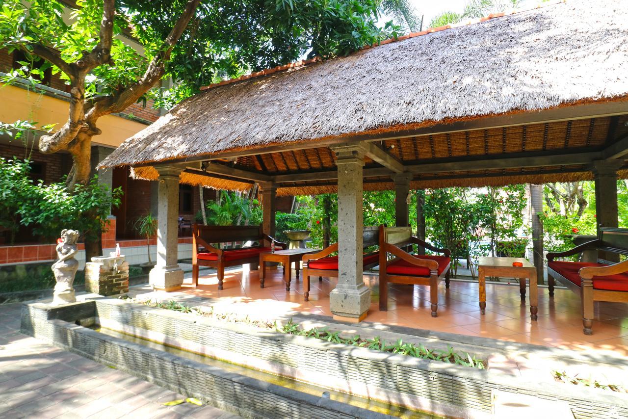 Kedin'S Inn Seminyak Extérieur photo